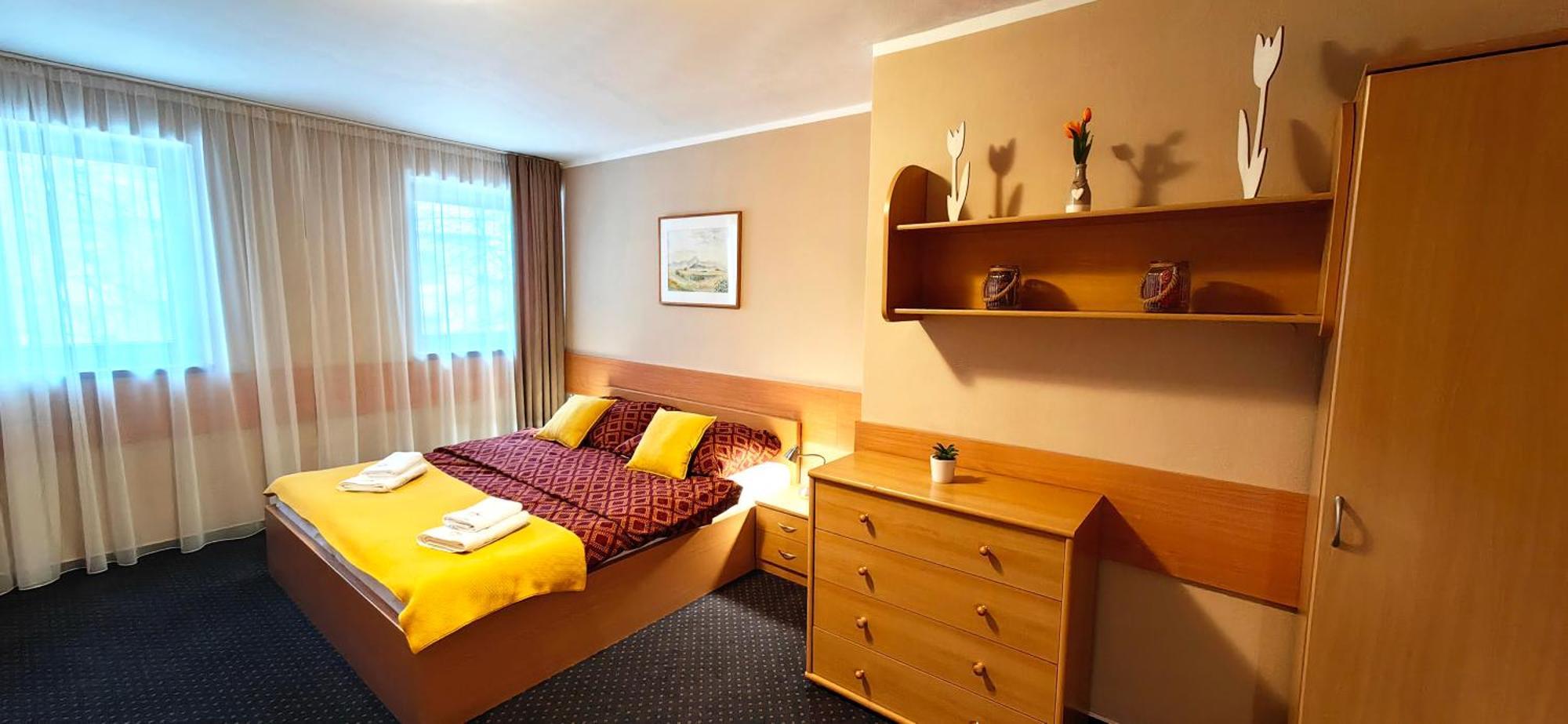 Jurika Liptov Lejlighedshotel Liptovský Mikuláš Eksteriør billede