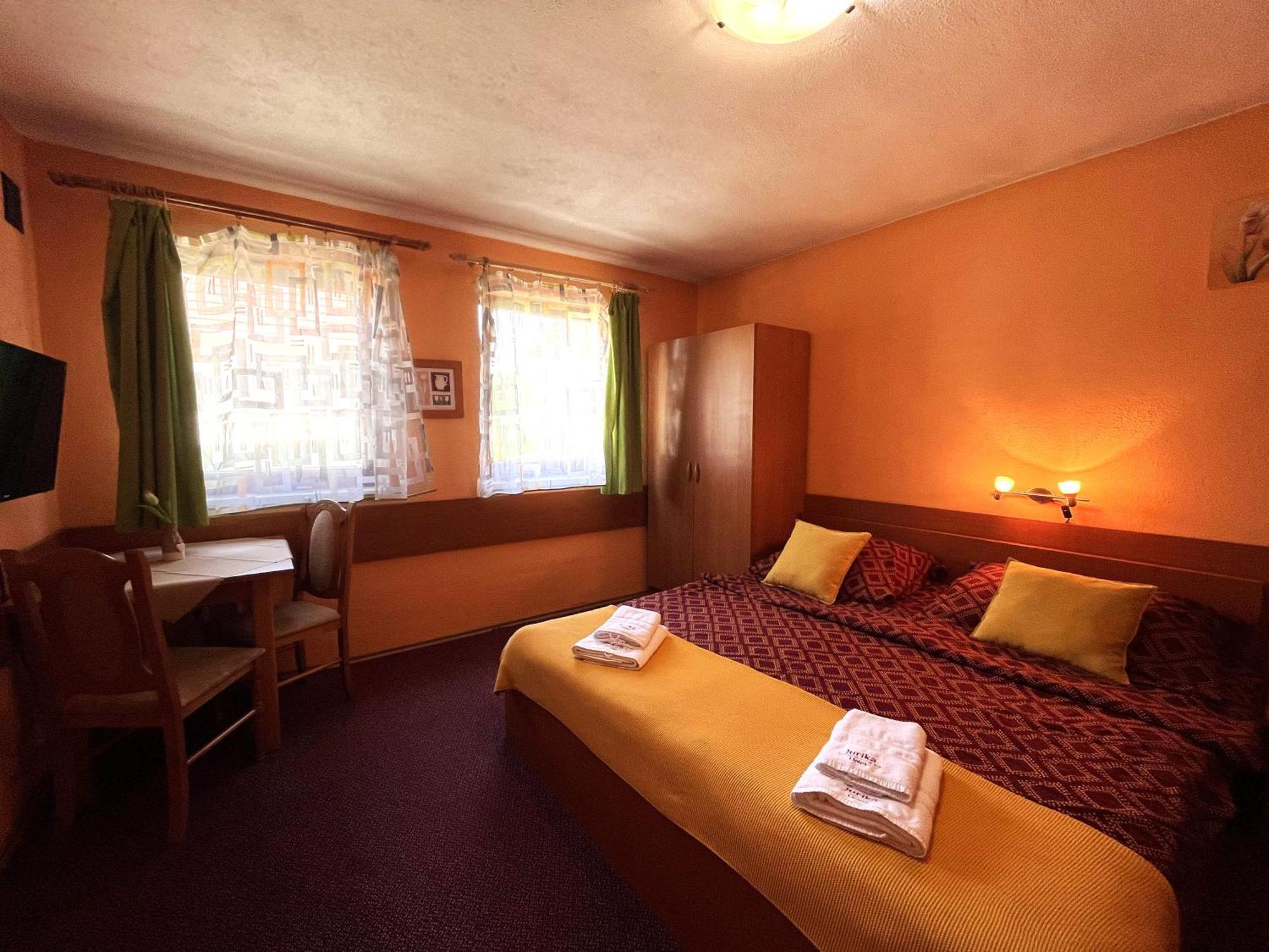 Jurika Liptov Lejlighedshotel Liptovský Mikuláš Eksteriør billede