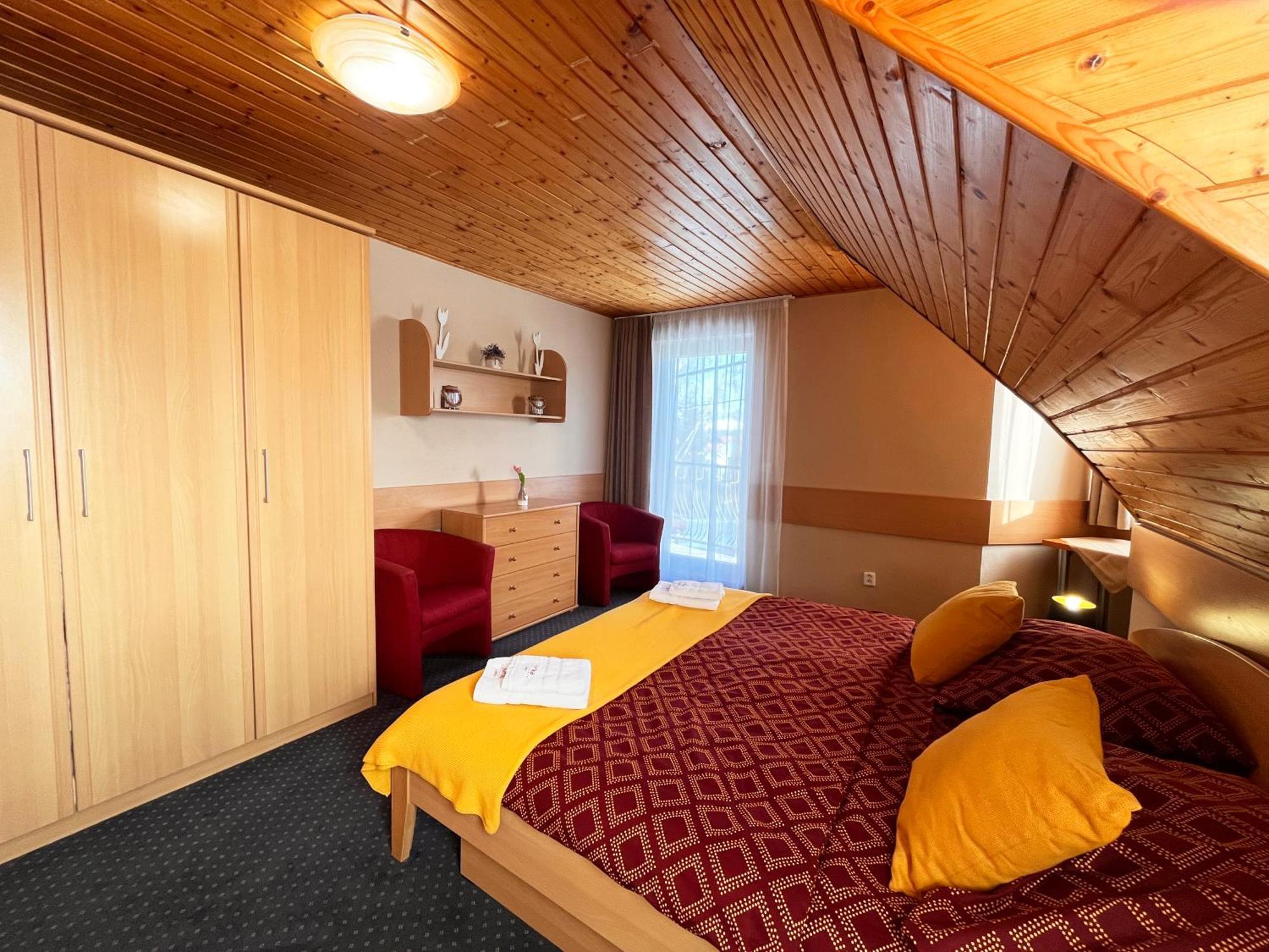 Jurika Liptov Lejlighedshotel Liptovský Mikuláš Eksteriør billede