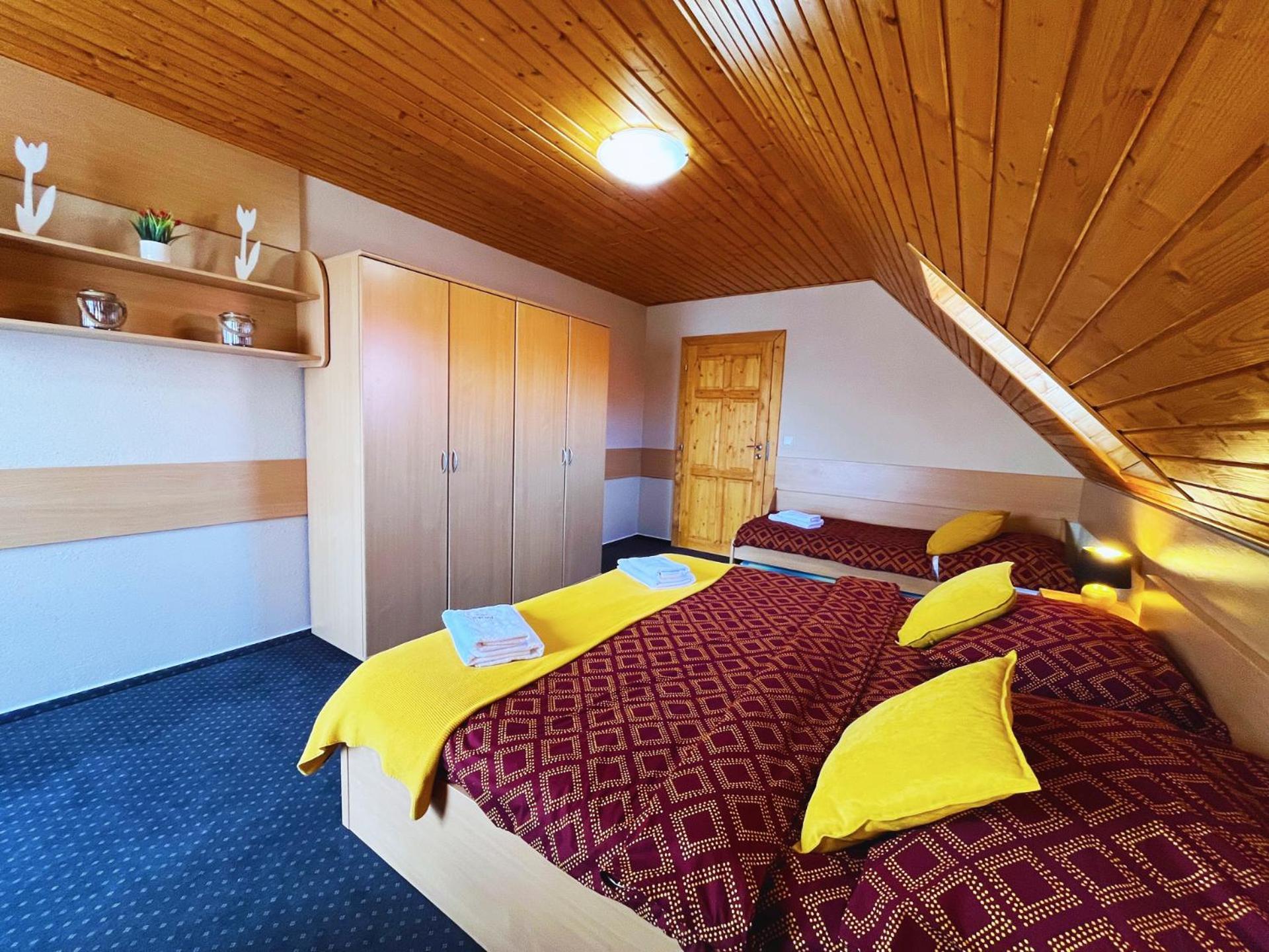 Jurika Liptov Lejlighedshotel Liptovský Mikuláš Eksteriør billede